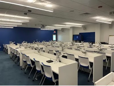 AlHussnain Seminary/ جامعة الحسنين logo